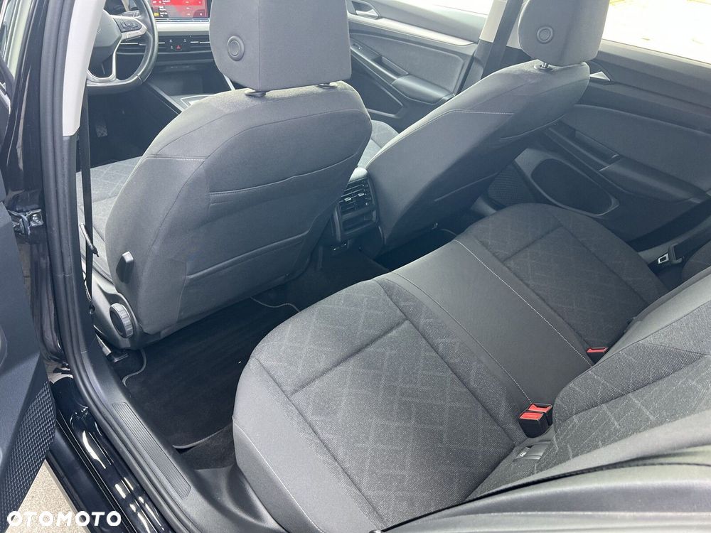 Volkswagen Golf Variant 1.5 eTSI EVO Life DSG - 23