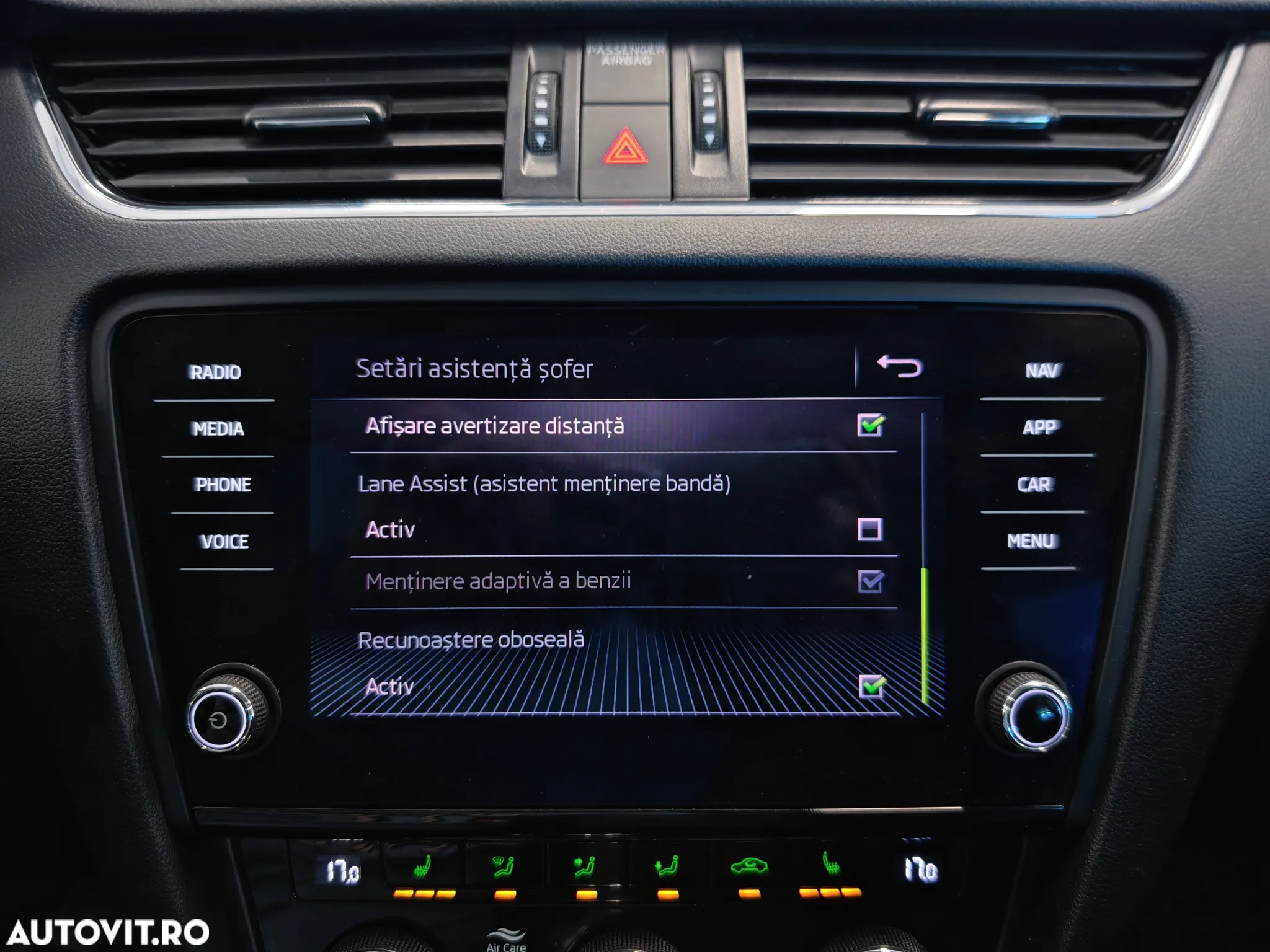 Skoda Octavia Combi Diesel 1.6 TDI DSG Ambition - 15