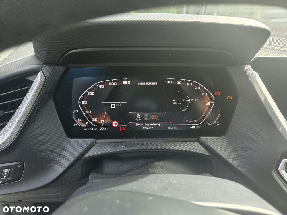 BMW Seria 1 M135i xDrive ColorVision Edition - 18