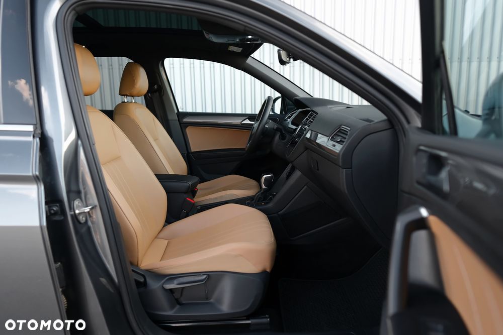 Volkswagen Tiguan - 31