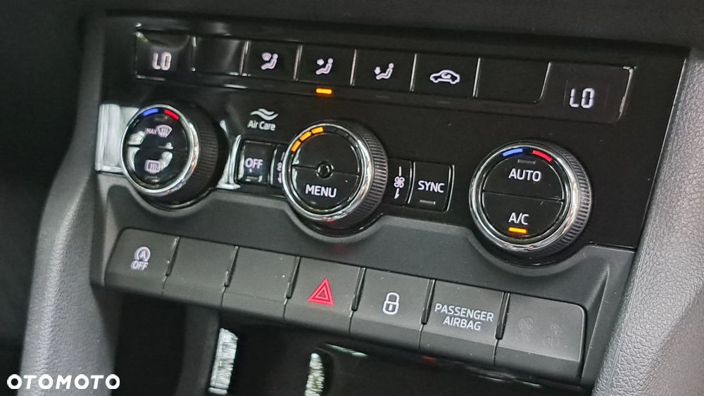 Skoda Karoq 1.6 TDI SCR Active - 15