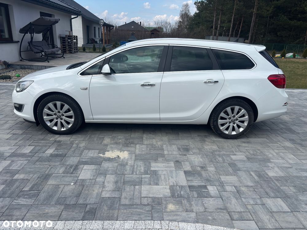 Opel Astra 2.0 CDTI Exklusiv - 3