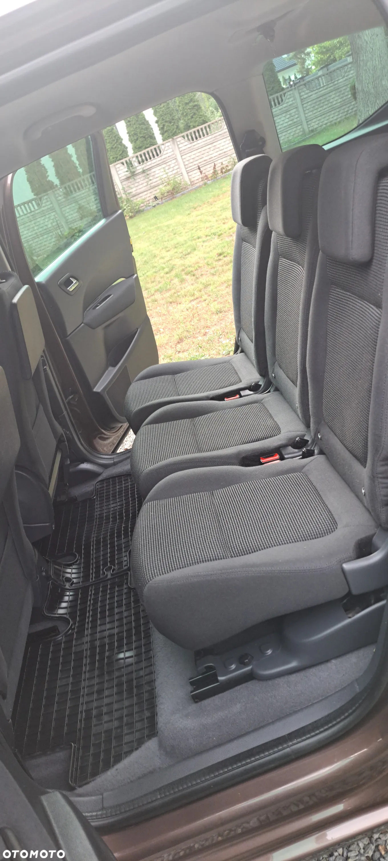Peugeot 5008 - 18