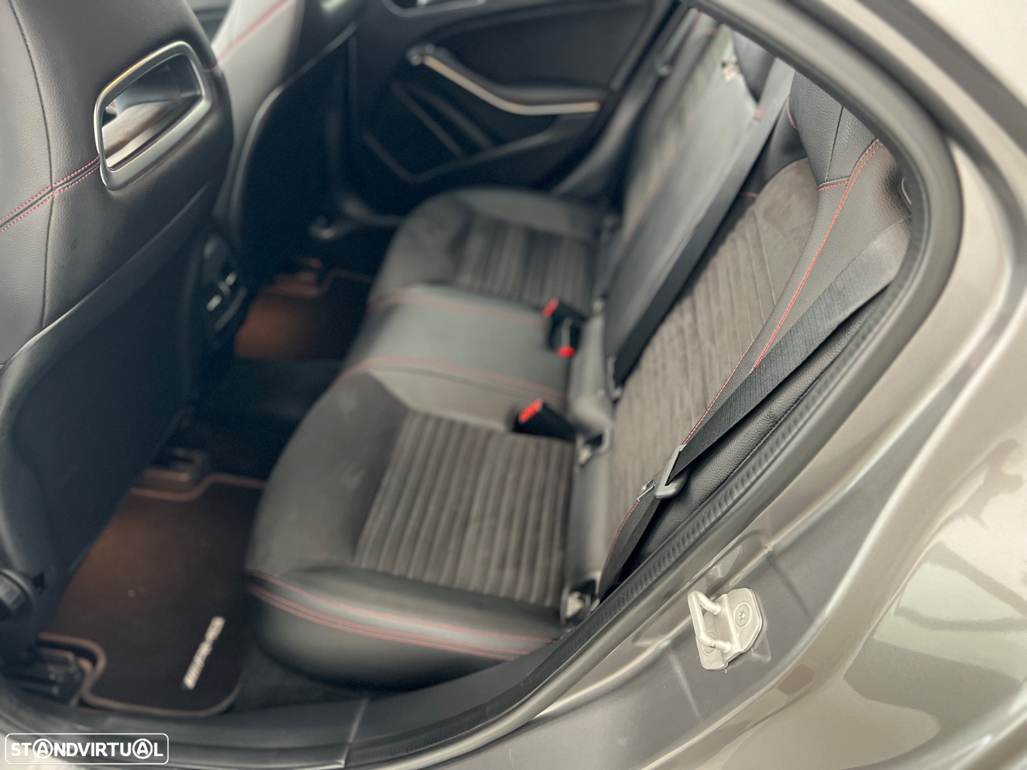 Mercedes-Benz A 220 d AMG Line Aut. - 31