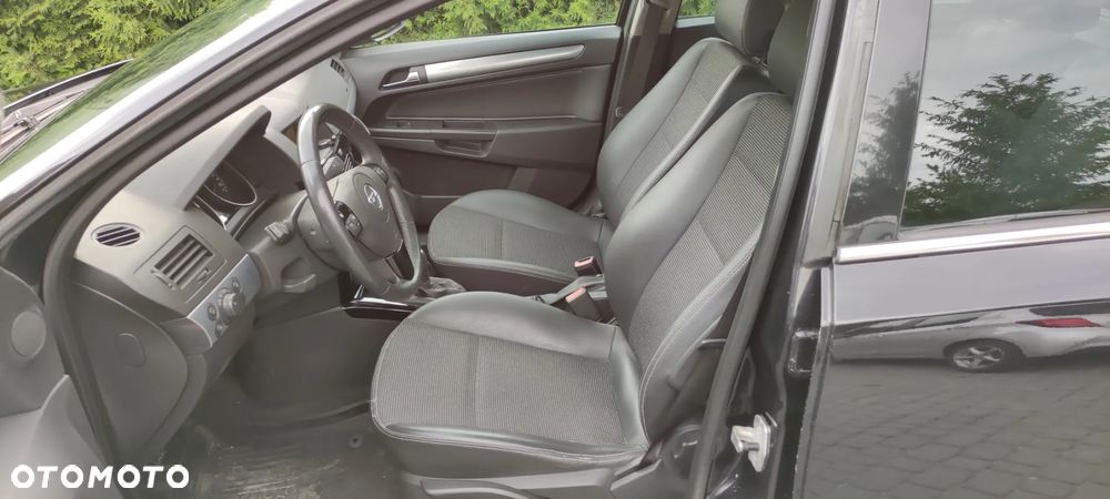 Opel Astra - 4