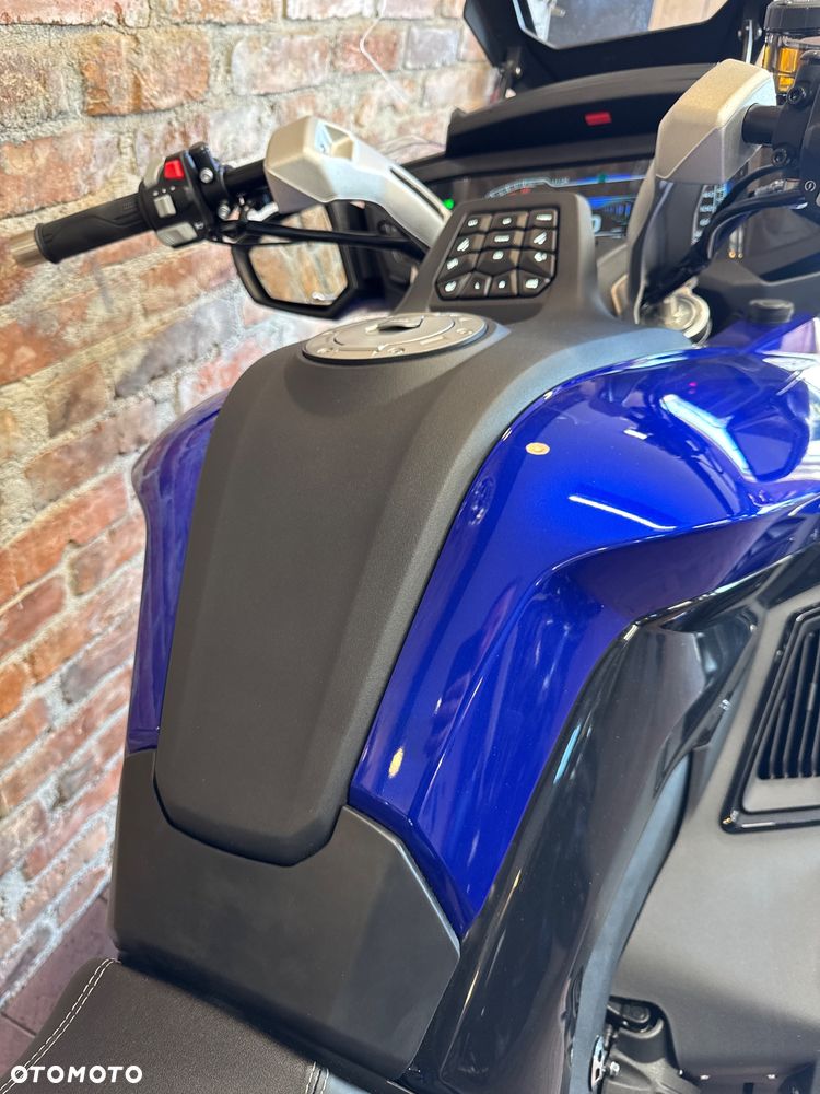 Jawa 750 Touring - 17