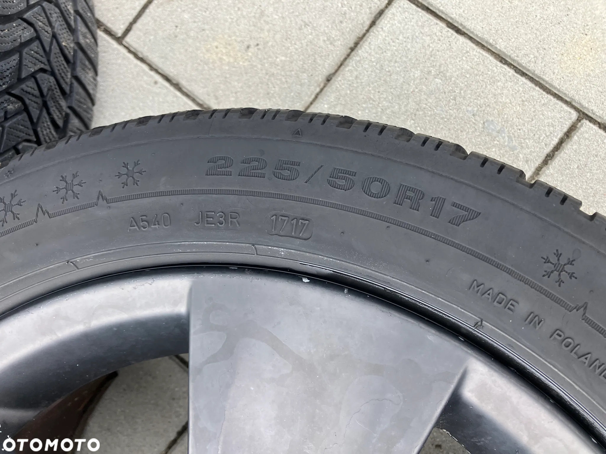 KOŁA ZIMOWE BMW E60 E61 17 CALI 5x120 225/50/17 OPONY ZIMOWE ZIMÓWKI CZARNE FELGI 6790172 IS30 8Jx17 - 6