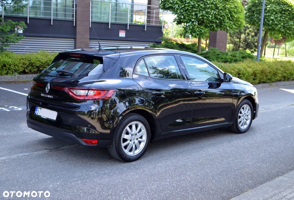 Renault Megane 1.6 SCe Business - 25