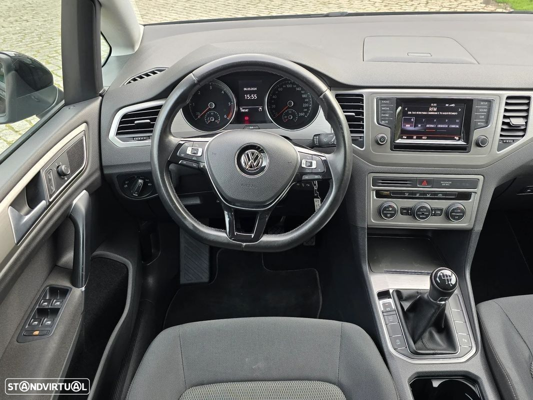 VW Golf Sportsvan 1.6 TDI Confortline BlueMotion - 13