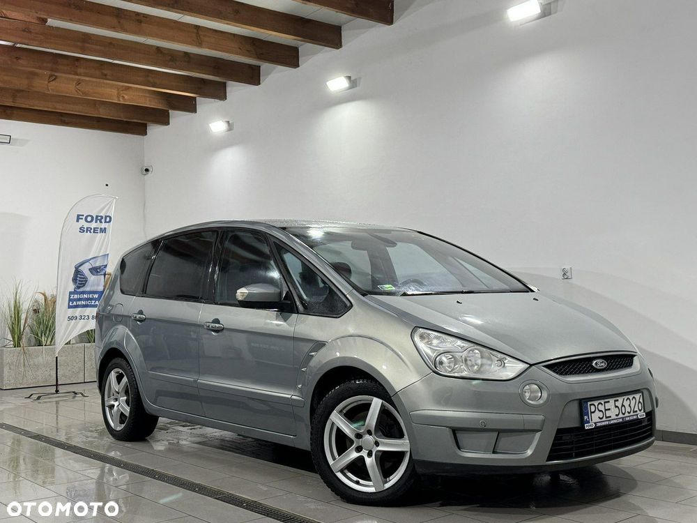 Ford S-Max 2.0 TDCi DPF Titanium - 4