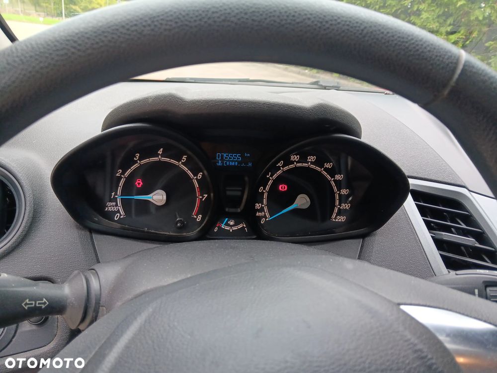 Ford Fiesta 1.25 Silver X (Ambiente) EU6 - 7