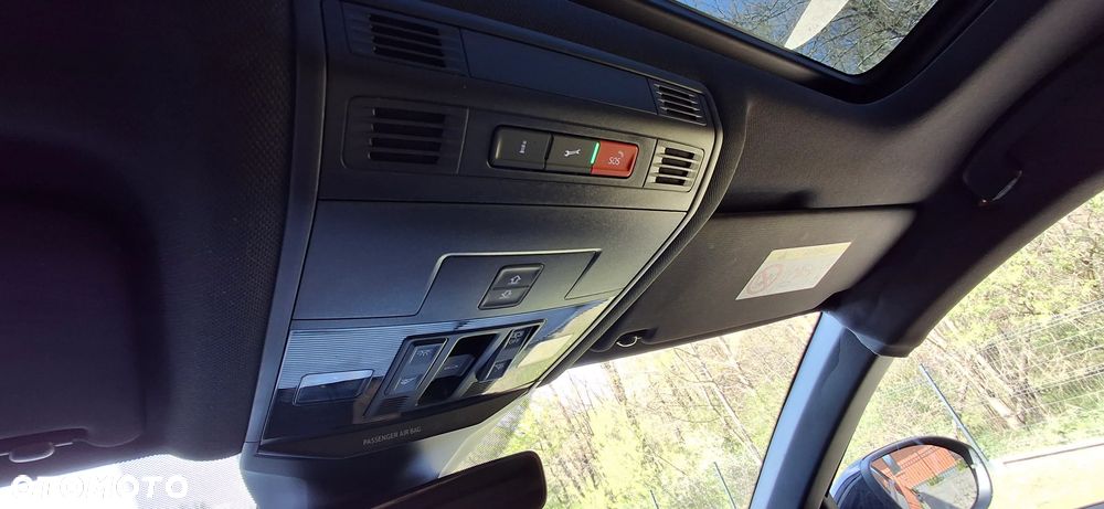 Volkswagen T-Roc 1.5 TSI OPF DSG R-Line - 19