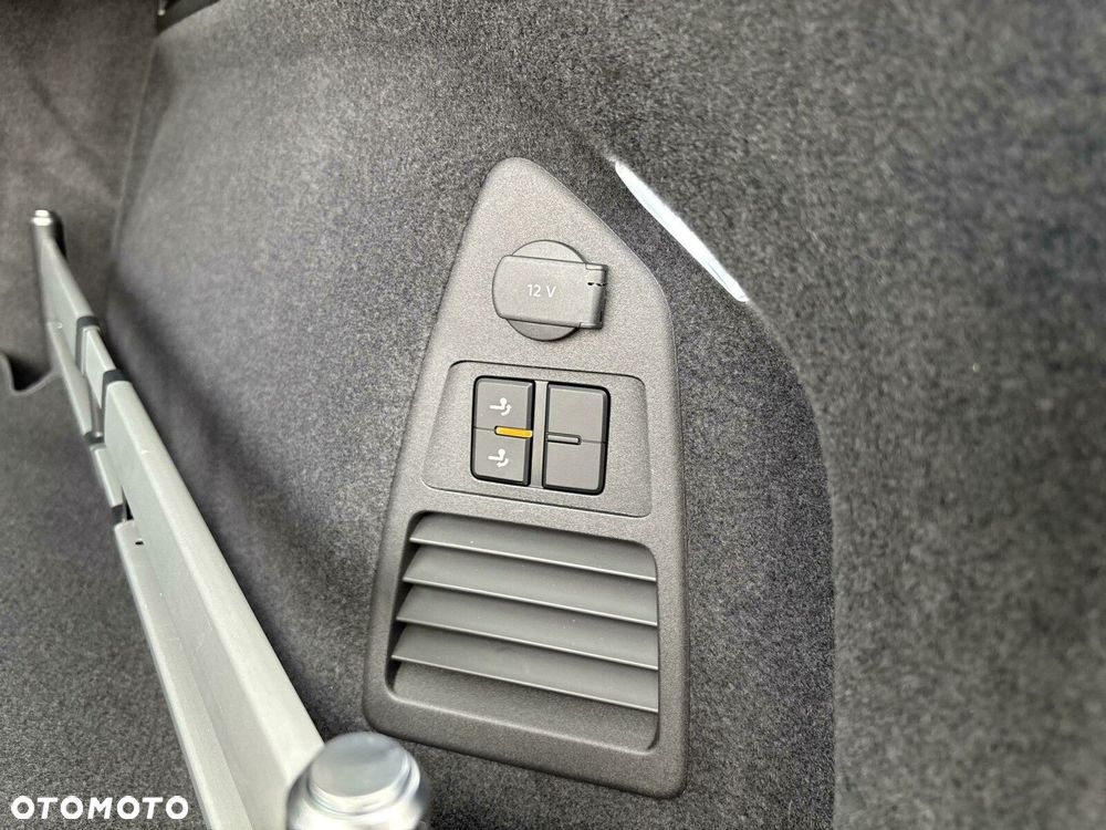 Volkswagen Touareg - 15