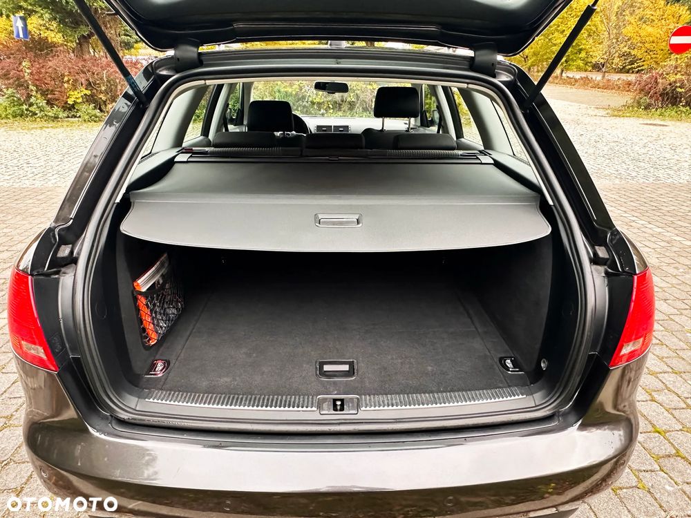 Audi A4 Avant - 13