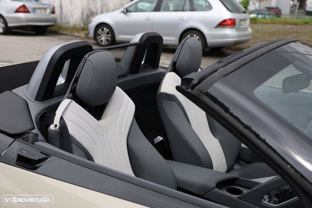 MG Cyberster 77 kWh GT - 11