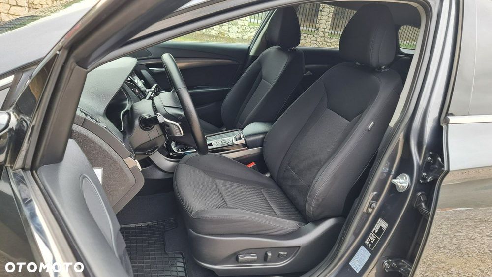 Hyundai i40 2.0 GDI Comfort + - 6