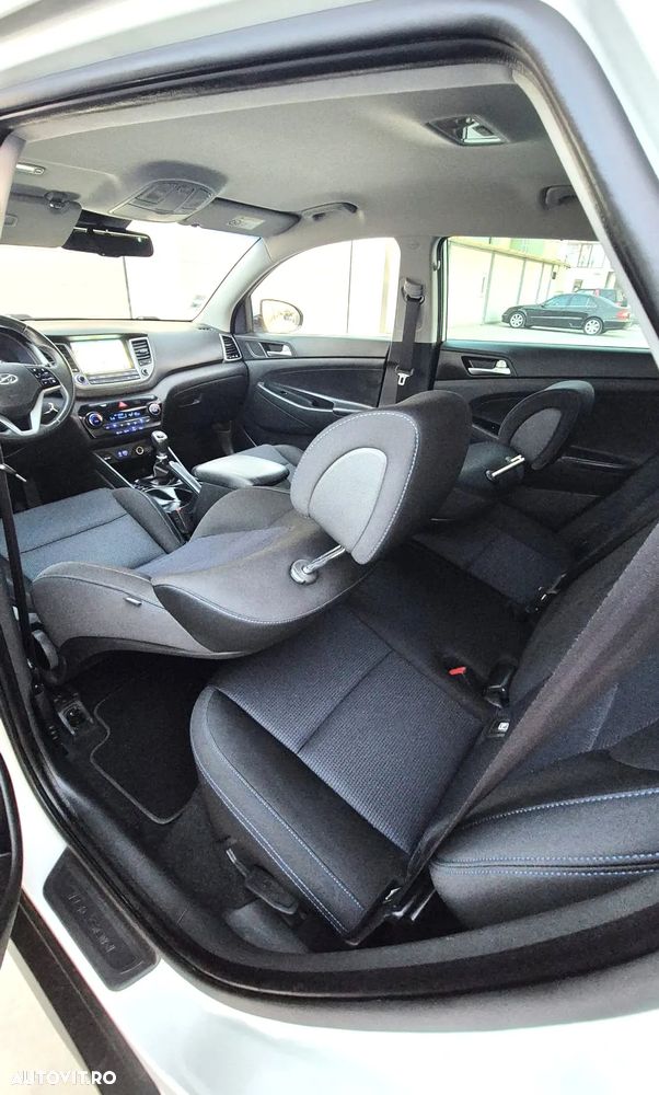 Hyundai Tucson - 12