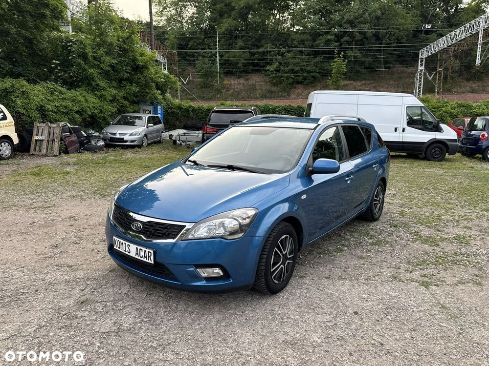 Kia Ceed 1.4 CVVT Vision - 38