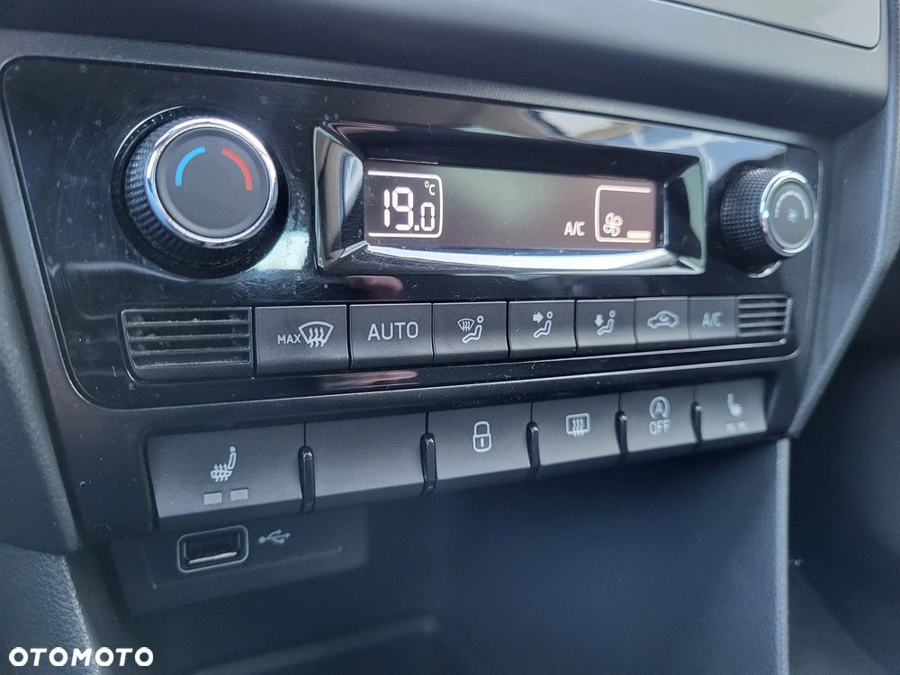 Skoda RAPID 1.0 TSI Style - 7