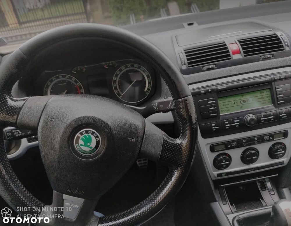 Skoda Octavia 2.0 TDI RS - 7