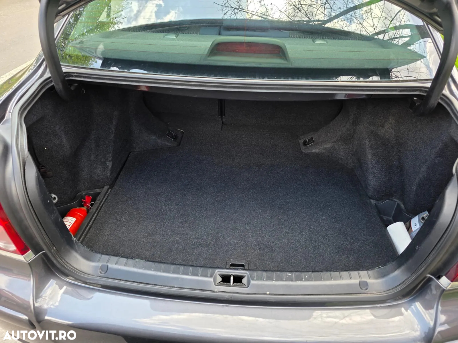 Toyota Avensis - 14
