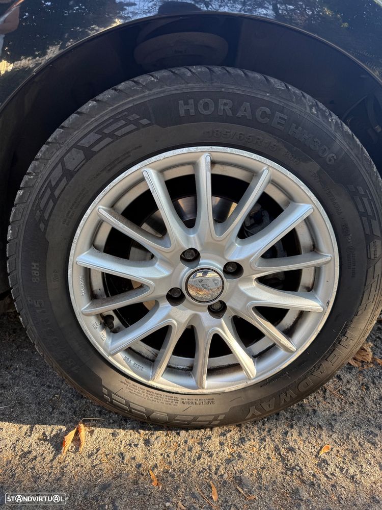 Renault Clio 1.5 dCi Dynamique S - 5