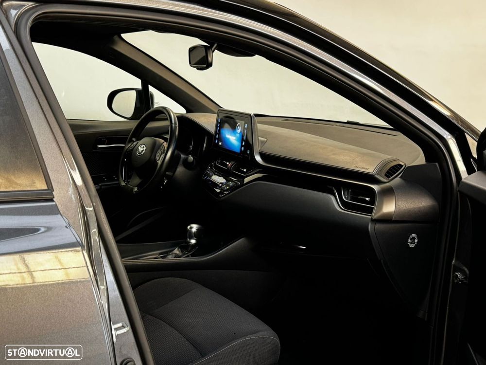 Toyota C-HR 1.8 Hybrid Exclusive - 20