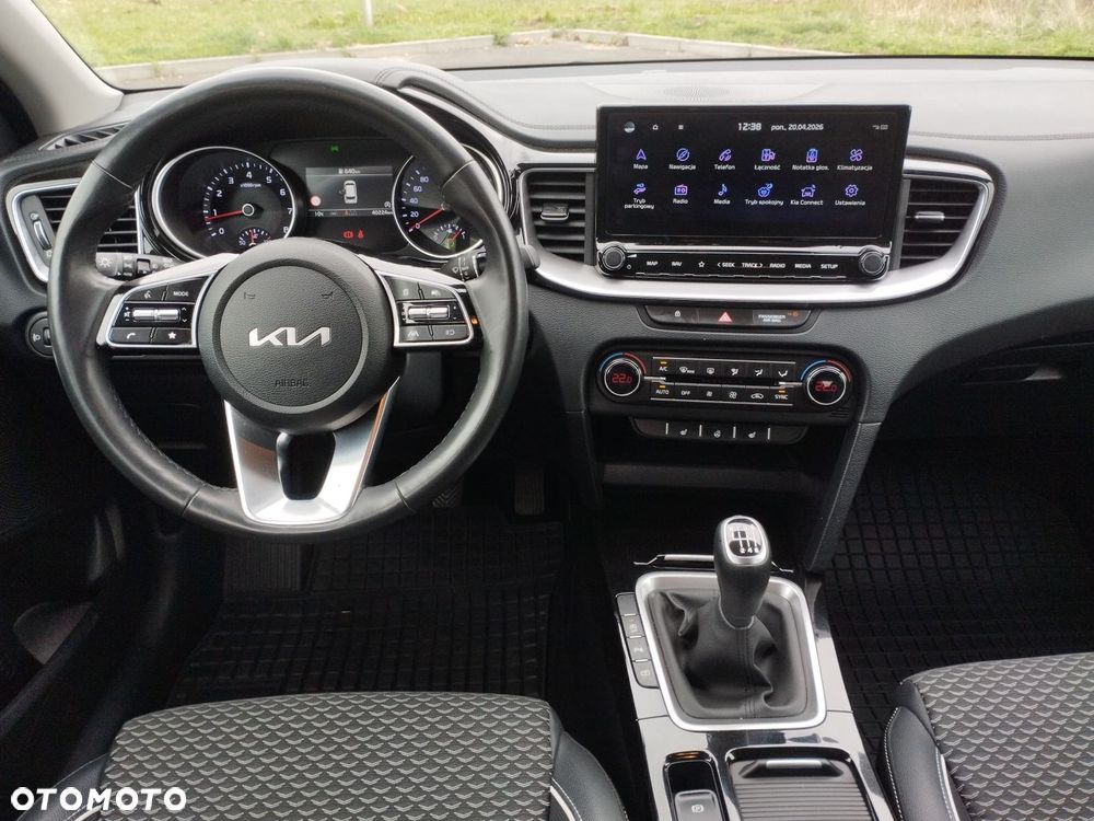 Kia Ceed 1.5 T-GDI Tribute - 13