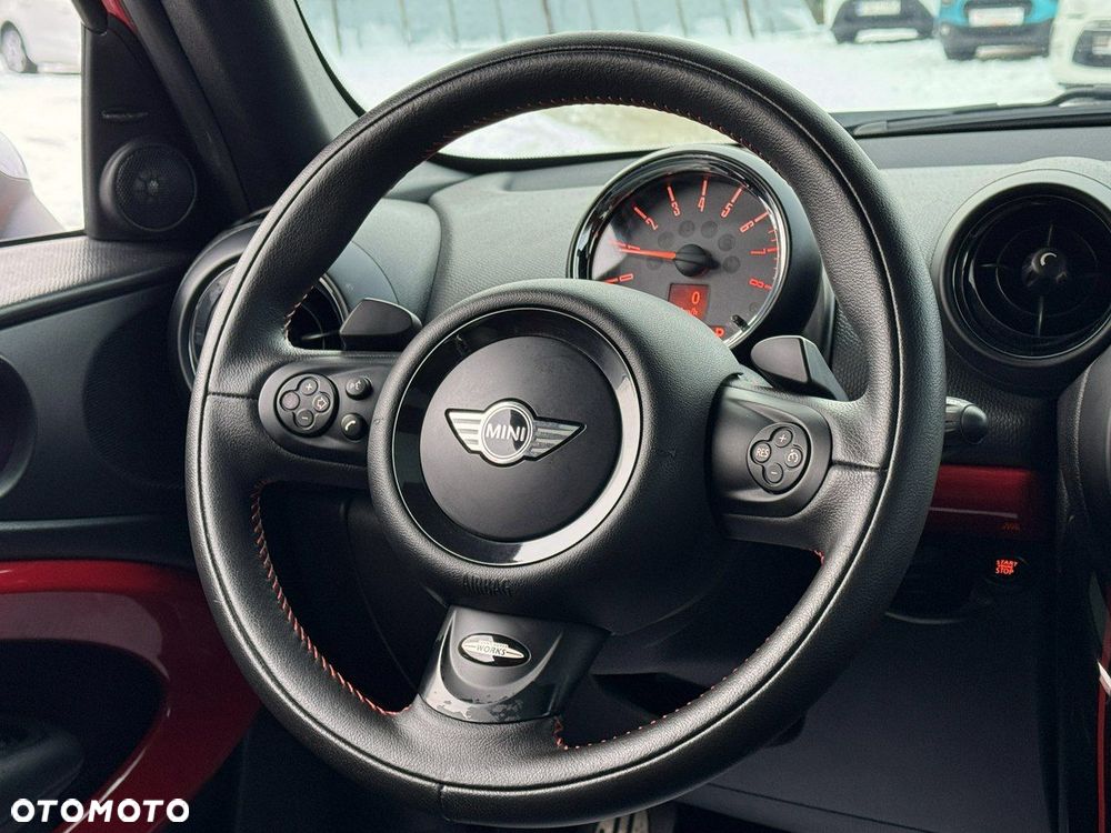 MINI Paceman - 24