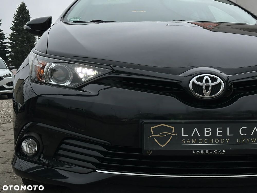 Toyota Auris 1.2 Turbo Team Deutschland - 32