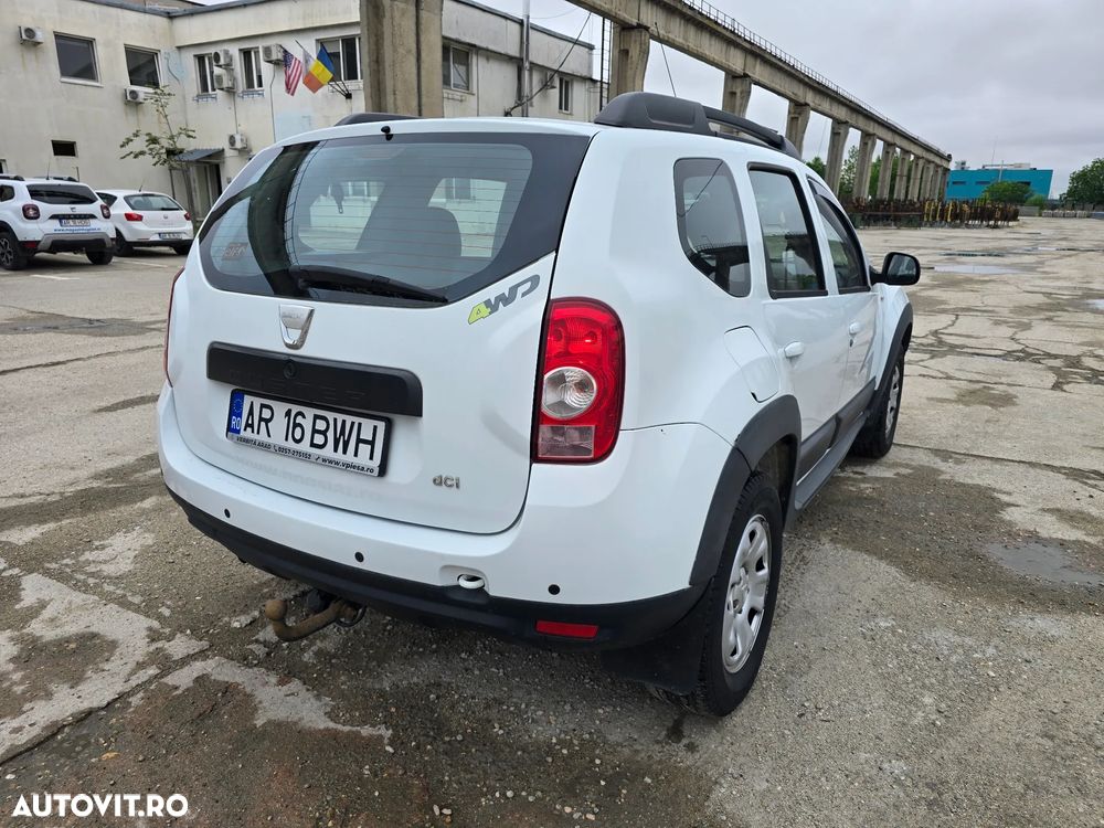 Dacia Duster 1.5 dCi 4x4 Prestige - 3