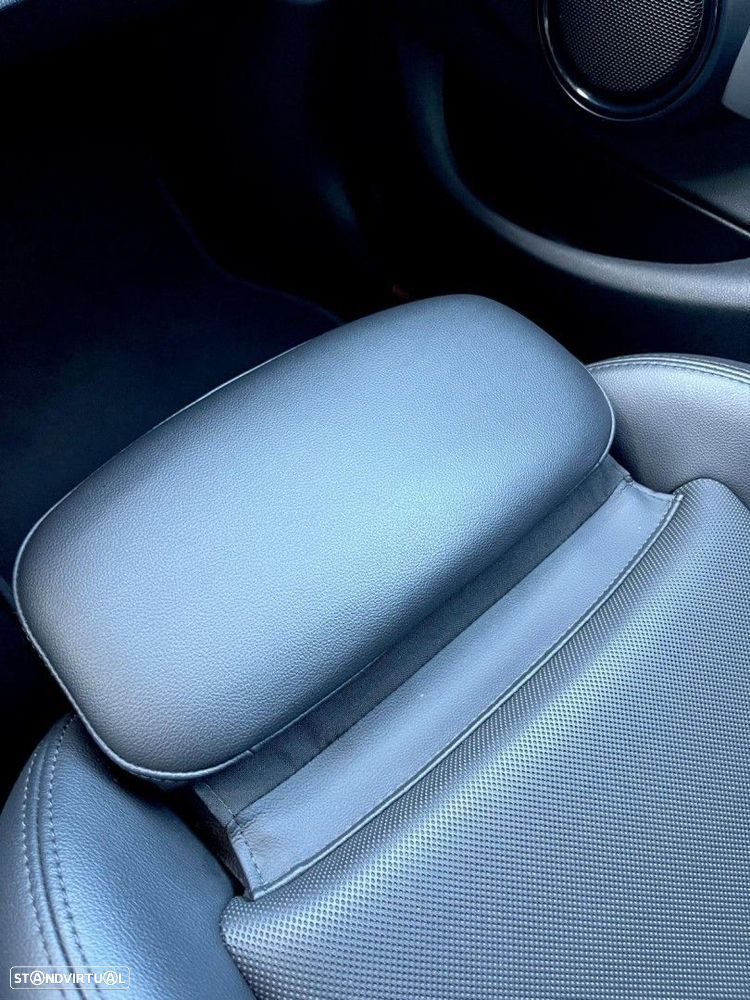 MINI 5 Portas One Classic Auto - 19