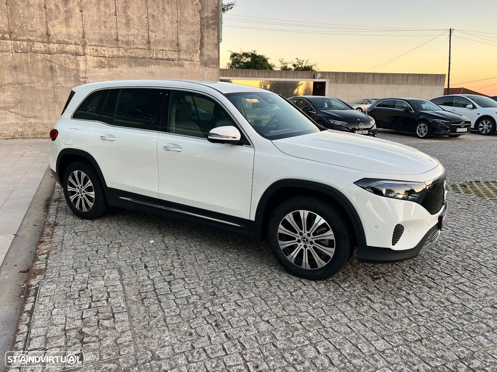 Mercedes-Benz EQB 250+ Progressive — photo 4