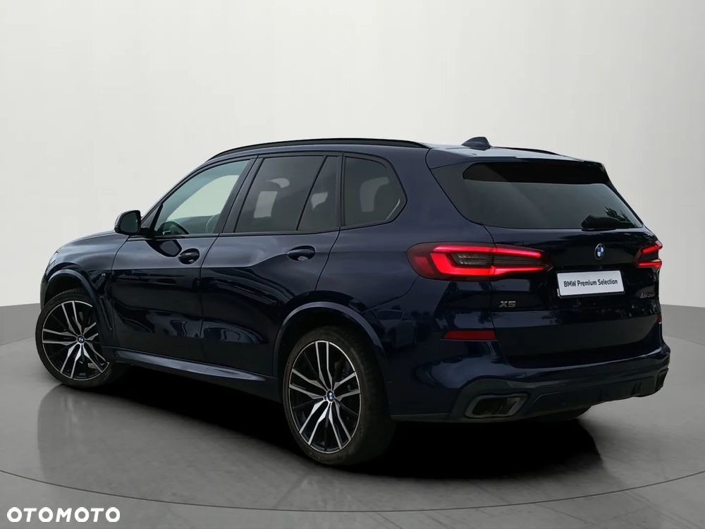 BMW X5 M M50i - 8