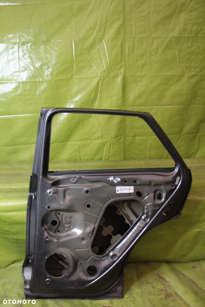 Drzwi Volkswagen T-Roc po 2018r. tył prawy - 2