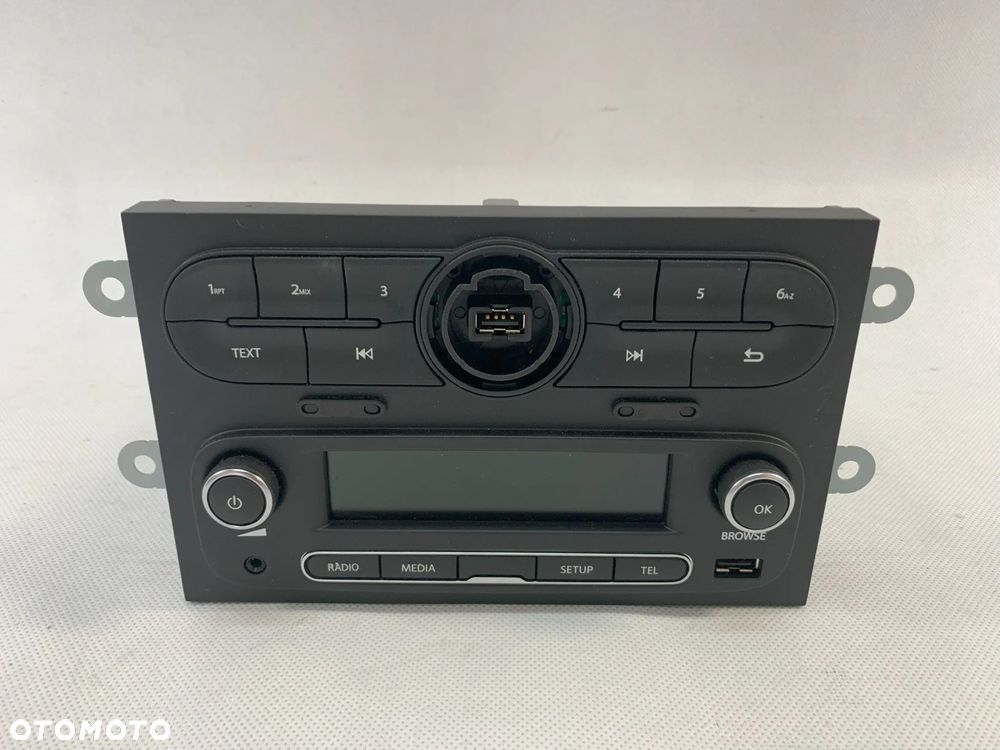 Renault Twingo III 14r Radio radioodtwarzacz 2014 - 1