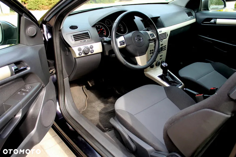 Opel Astra GTC 1.4 Catch me - 10