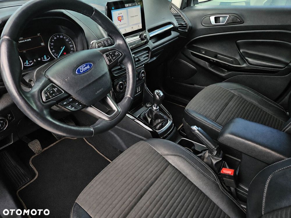 Ford EcoSport - 12