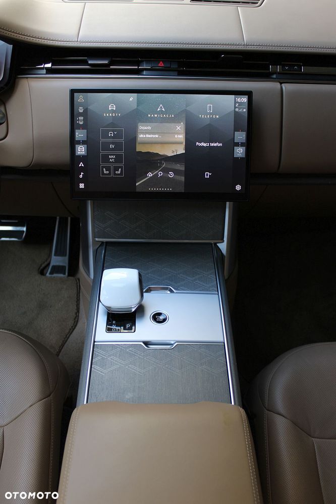 Land Rover Range Rover 3.0 P550e PHEV SV - 22