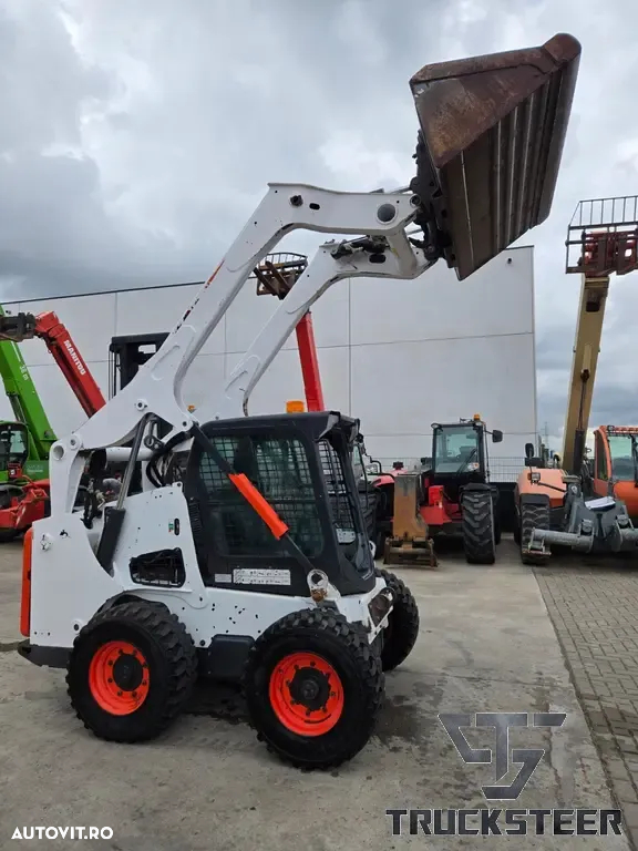 Bobcat S770 - 9