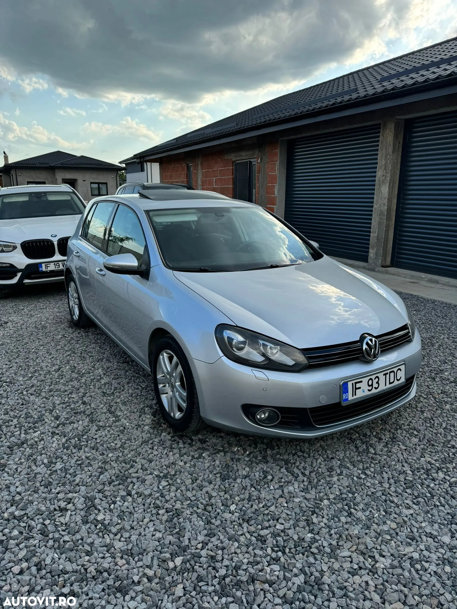 Volkswagen Golf 1.6 TDI DPF Highline - 2