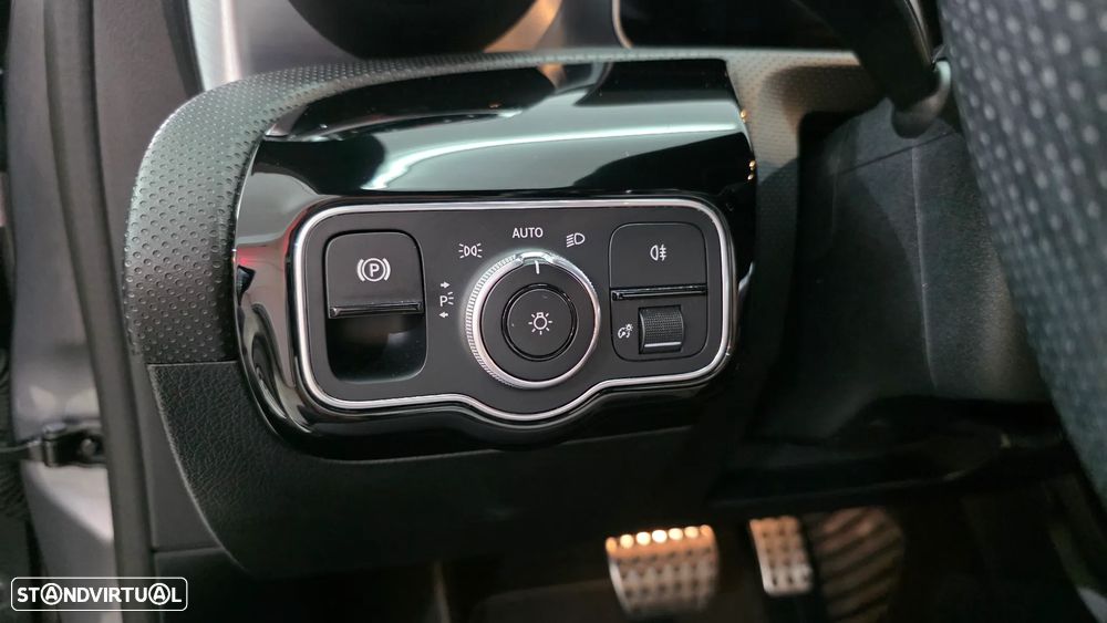 Mercedes-Benz A 180 d AMG Line Aut. - 26