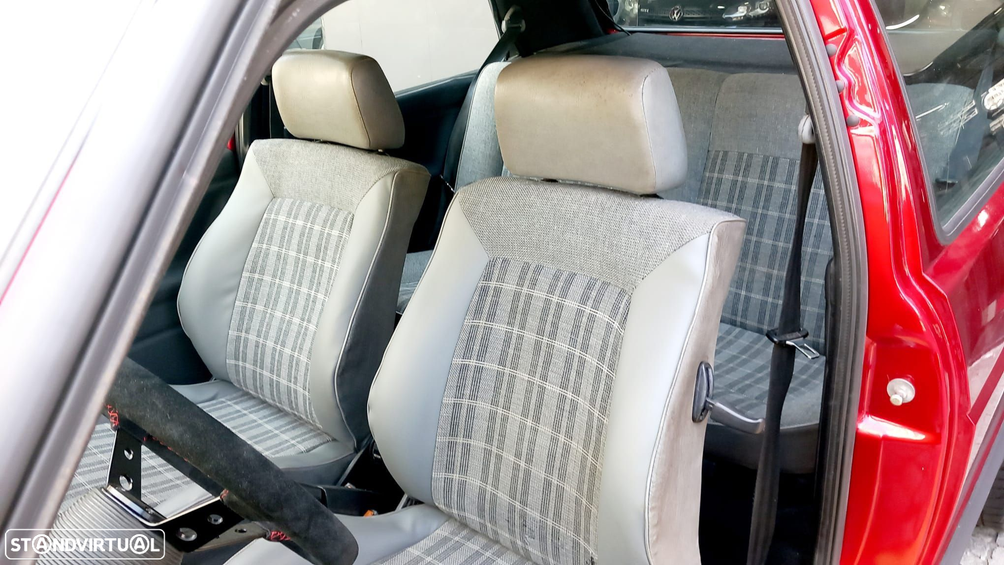 VW Golf 1.6 GTD - 14