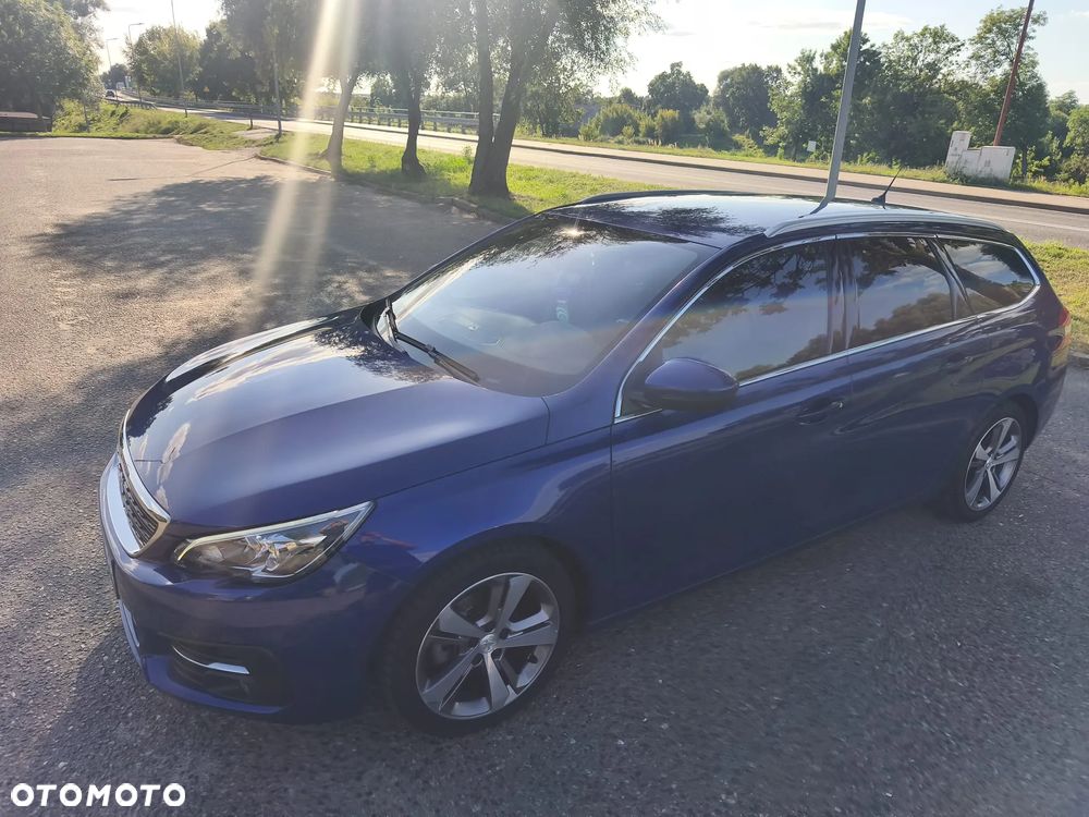 Peugeot 308 2020 photo 3