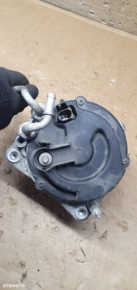 Alternator prądnica VW Passat B5 4.0 W8 07D903021 - 6