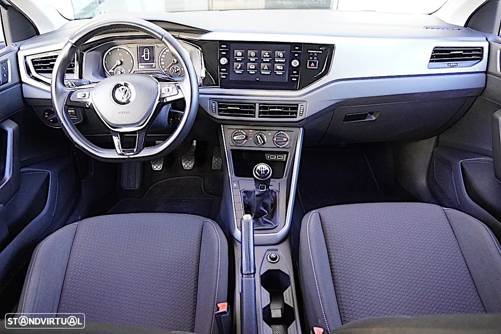 VW Polo 1.6 TDI Confortline - 23