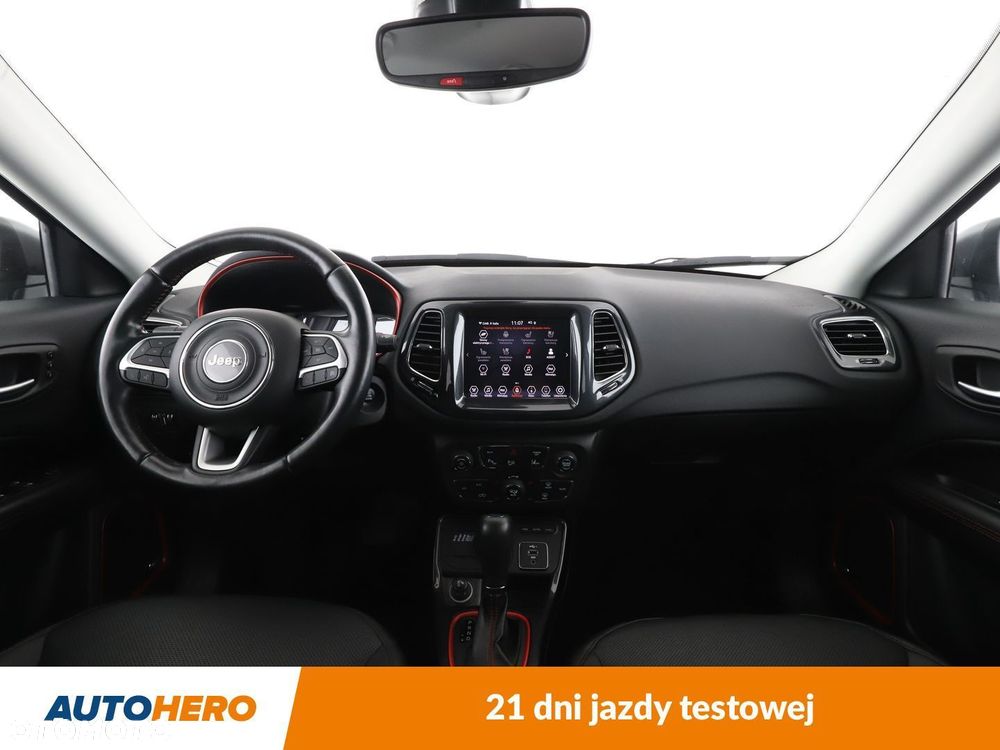 Jeep Compass - 12