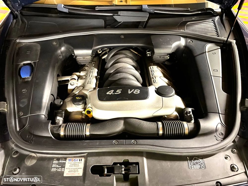 Porsche Cayenne S Tiptronic - 17