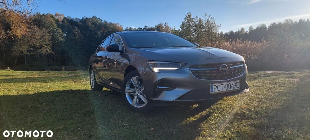Opel Insignia - 1