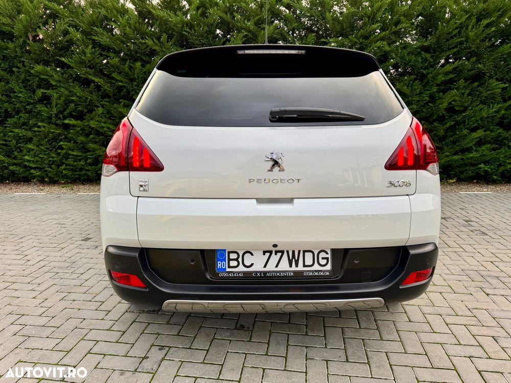 Peugeot 3008 Hybrid4 - 25